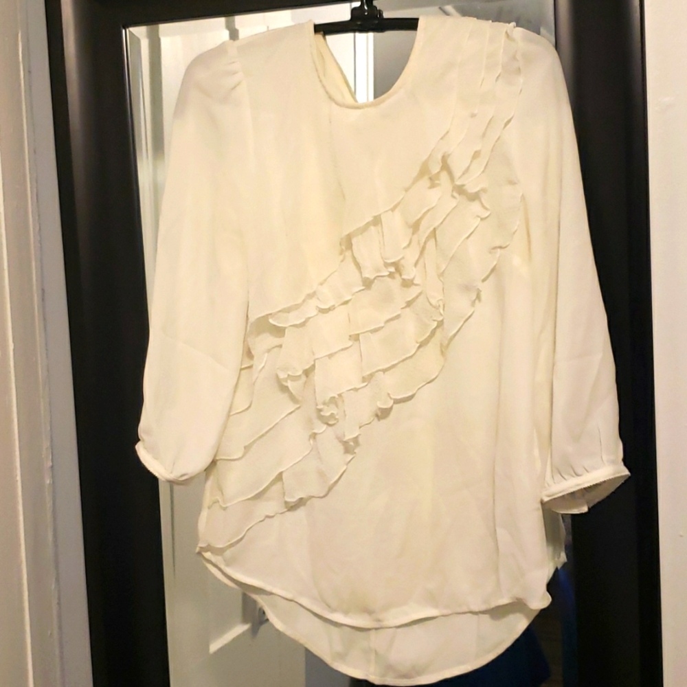 Off white cute top